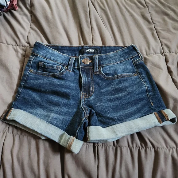 Jean Shorts - Picture 1 of 3